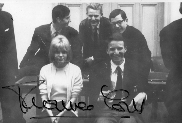 Des diplômés se souviennent de leur rencontre avec France Gall en 1965 !