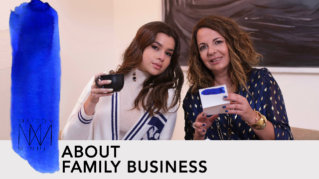 Nathalie Colin (PGE 1989) lance la chaine YouTube COLINS TAKEOVER !