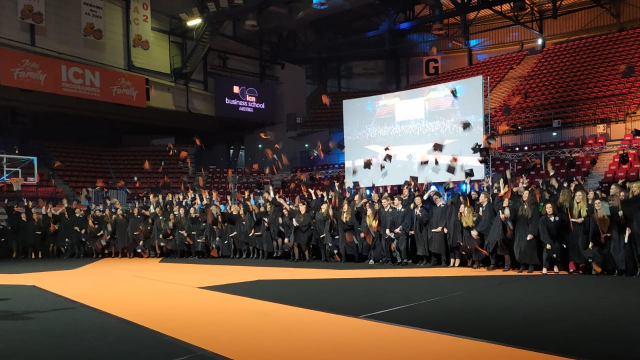 Une remise des diplômes à l'américaine dans une ambiance sportive !